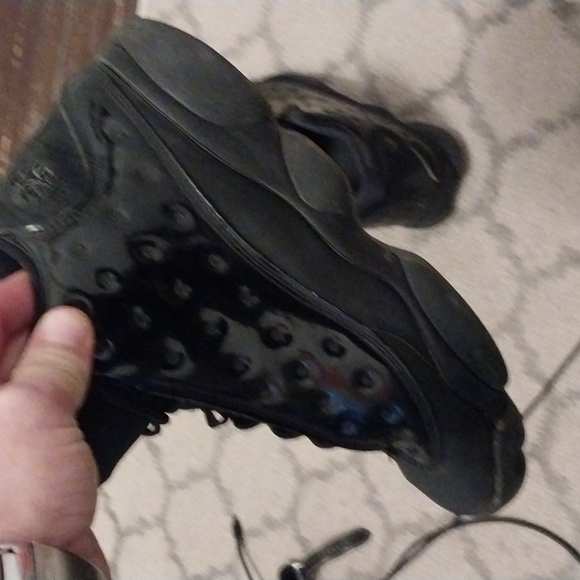 Jordan Cap n Gown 13 - Picture 4 of 4